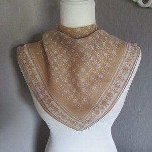 1970s tan & white floral scarf